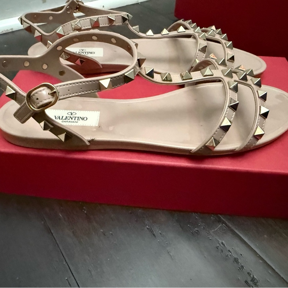 Valentino Garavani Tan Studded Sandals